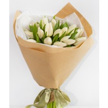 simplicity flowers buchet 17 lalele