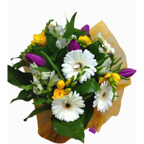 buchete din gerbera, lalele si frezii