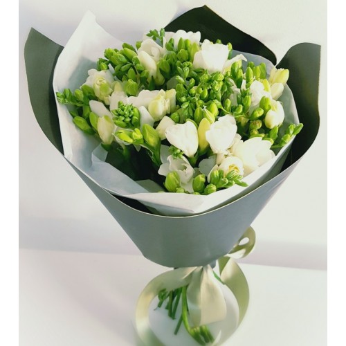 simplicity flowers buchet frezii 